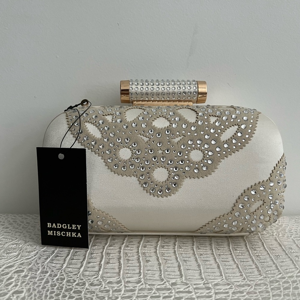 Badgley Mischka Tan clutch